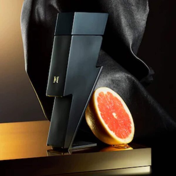 Carolina-Herrera-Bad-Boy-Le-Parfum--la-jolie-perfumes04