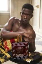 Versace-Eros-Flame-la-jolie-perfumes06
