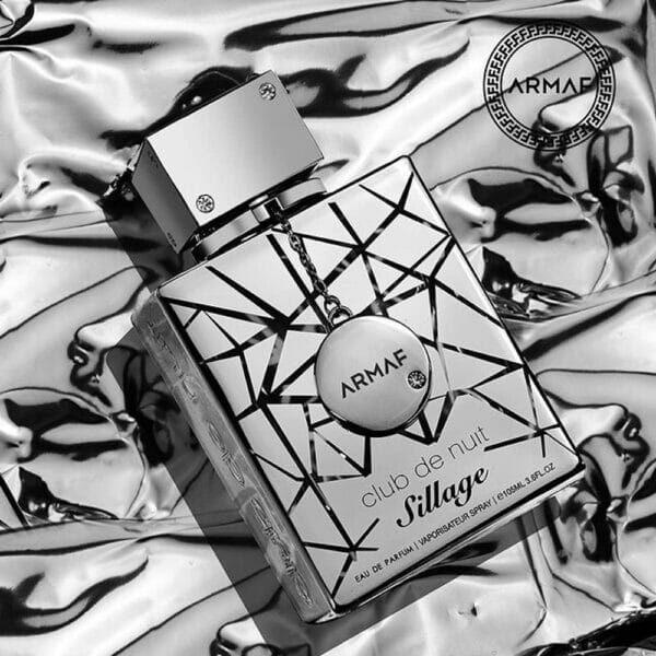 Armaf-Club-De-Nuit-Sillage-la-jolie-perfumes03