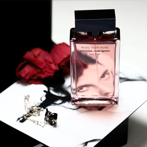 Narciso-Musc-Noir-Rose-la-jolie-perfumes05