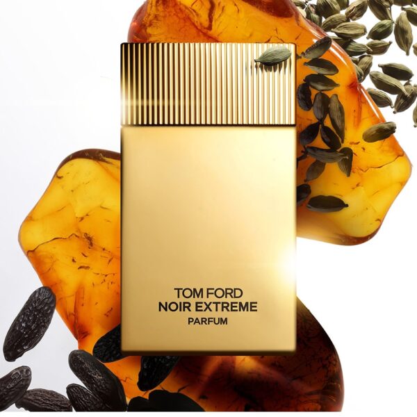Tom-Ford-Noir-Extreme-Parfum-la-jolie-perfumes03