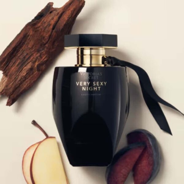 Victoria's-Secret-Very-Sexy-Night-la-jolie-perfumes03
