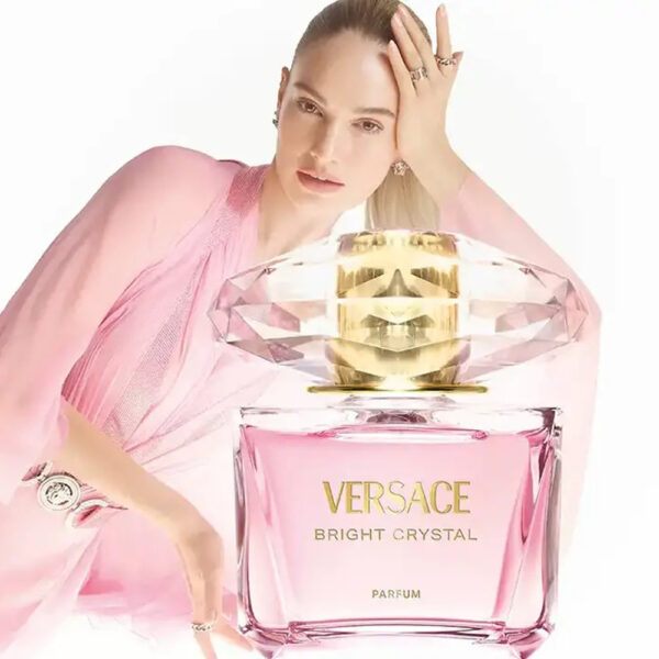 Versace-Bright-Crystal-Parfum-la-jolie-perfumes03