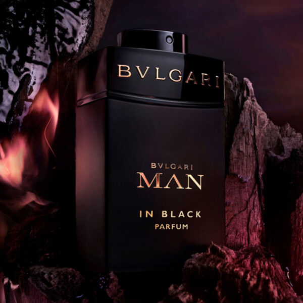 Bvlgari-Man-in-Black-Parfum-la-jolie-perfumes03